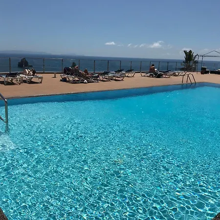 303 - * Funchal (Madeira)