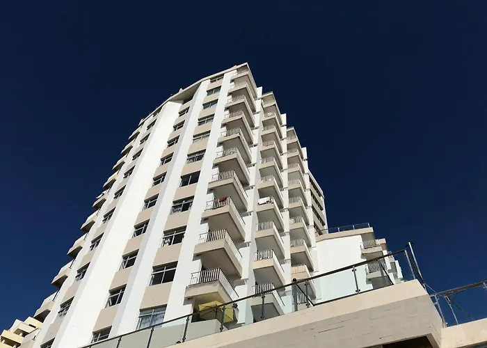 Apartament 303 -