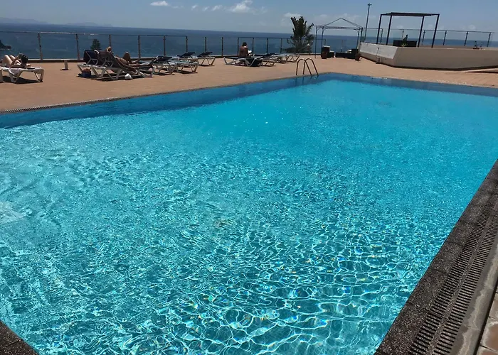 303 - フンシャル